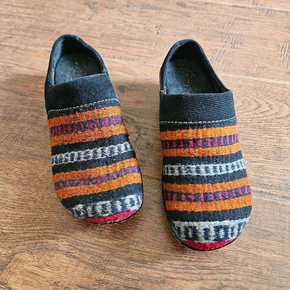 Born Southwest Aztec Woven Wool Miho Clogs